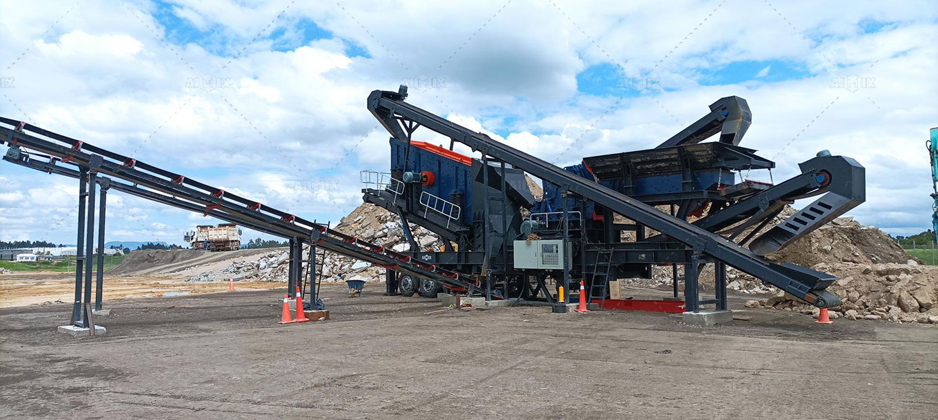 AIMIX mobile concrete crusher working on-site