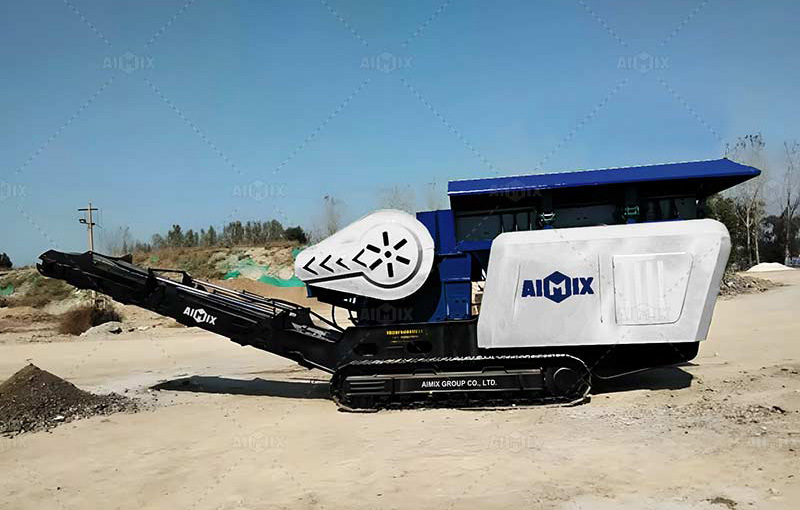 small mobile crawler jaw crushing equipment in AIMIX