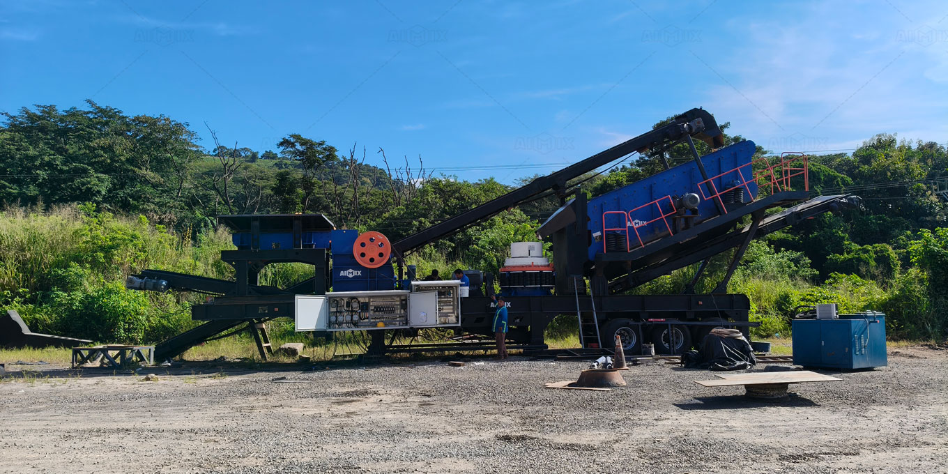 APY4 mobile crusher machine operation in El Salvador